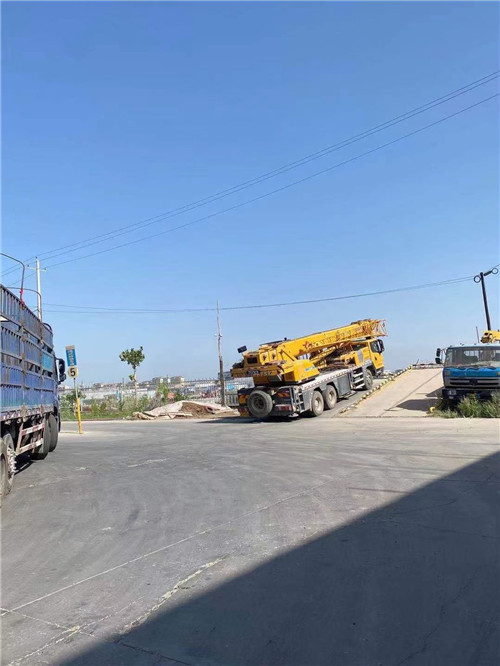 定边县25吨吊车的租赁价格大概是多少？