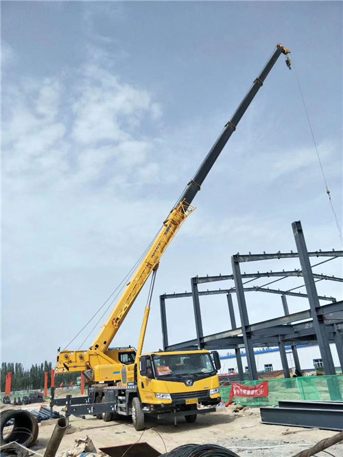 定边县超高层建筑钢结构吊装案例